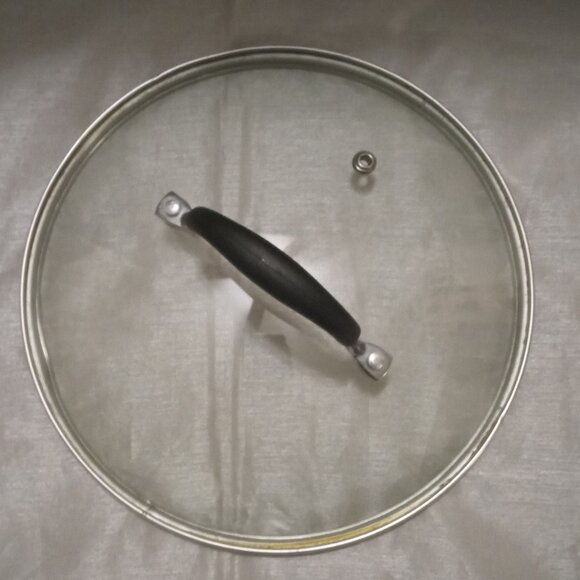 Replacement cook cover silver all around top of handle black - Picture 1 of 3